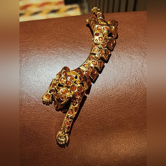 Vintage Leopard Pin Articulated Shoulder Pet Green Rhinestone Eyes - Picture 7 of 13